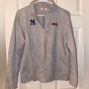 Vineyard Vines Yankees sweater